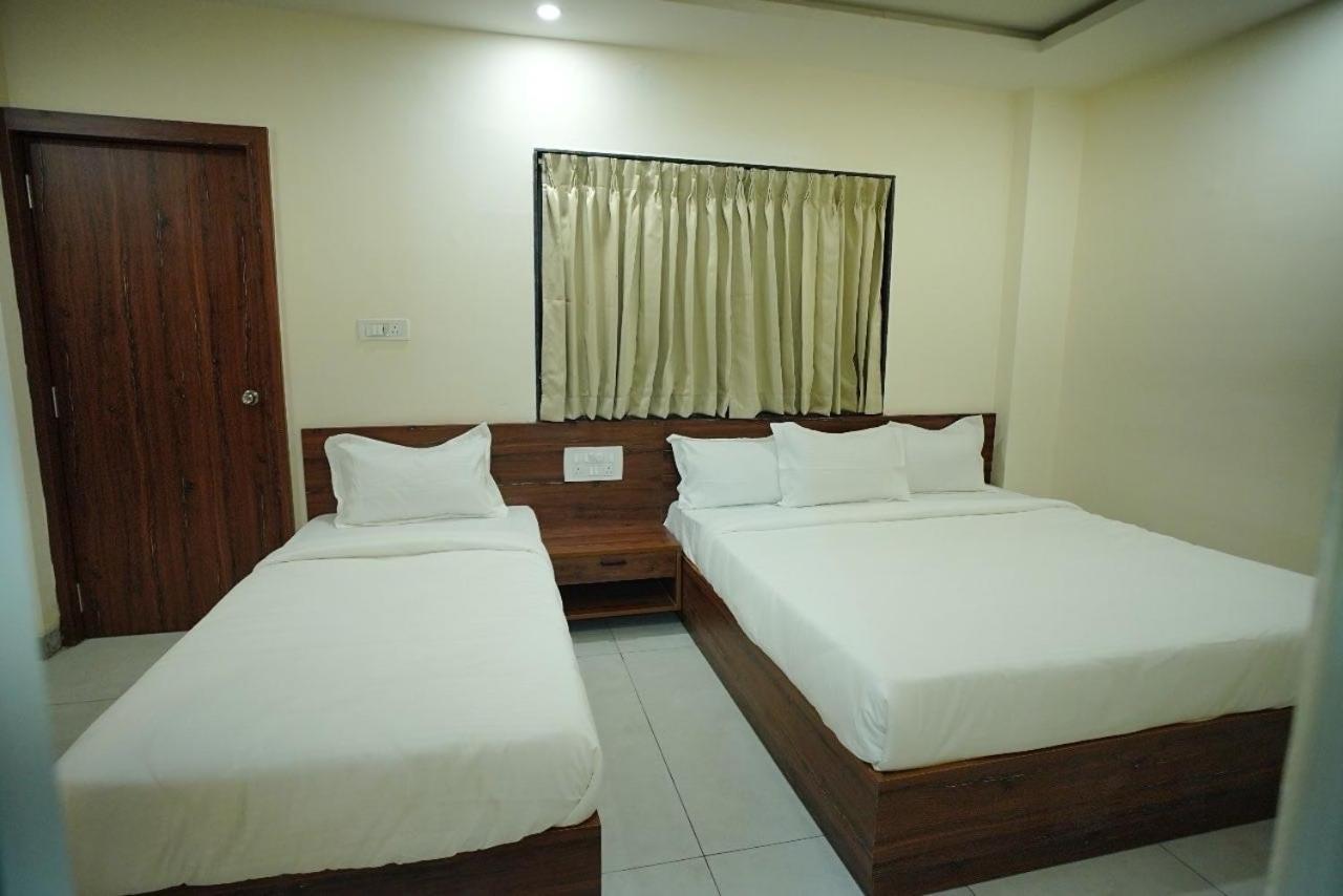 Super Townhouse Shivamogga Formerly Karthik Bhavan Dış mekan fotoğraf