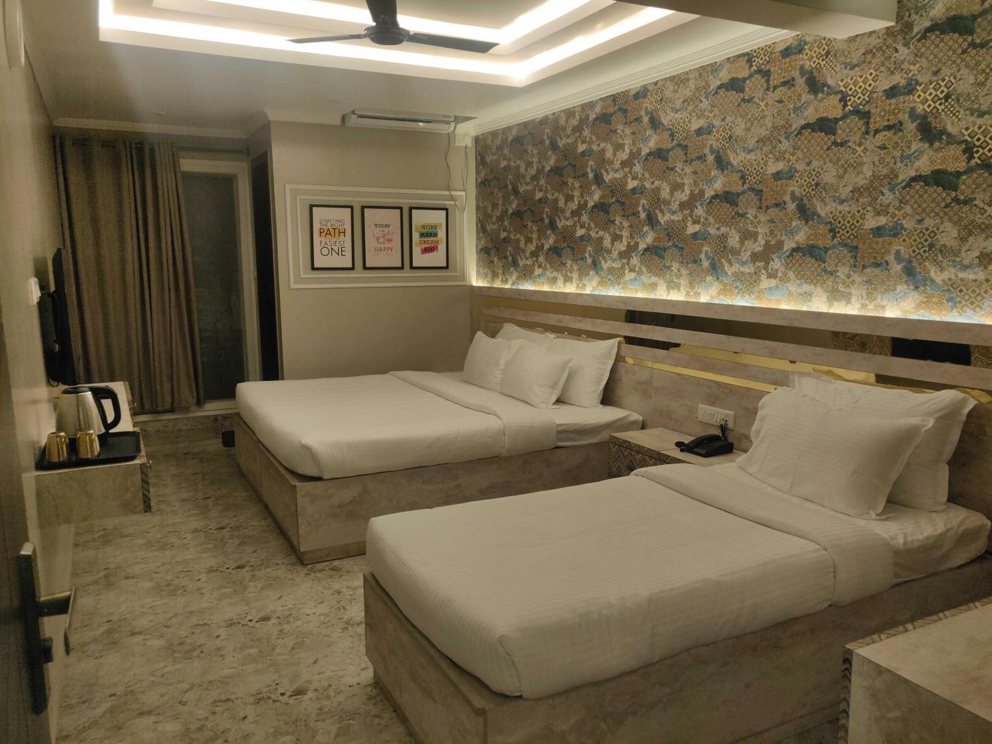 Super Townhouse Shivamogga Formerly Karthik Bhavan Dış mekan fotoğraf