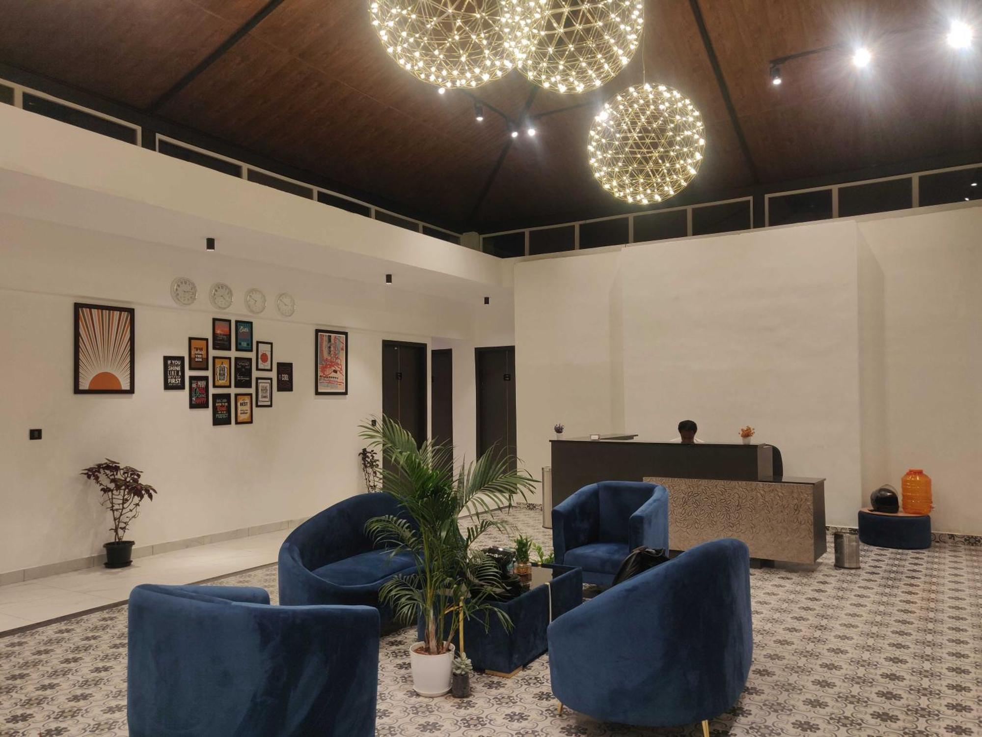 Super Townhouse Shivamogga Formerly Karthik Bhavan Dış mekan fotoğraf